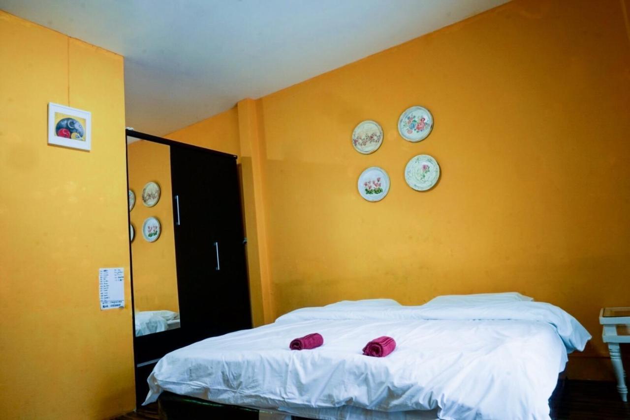 Chongrak Guesthouse Chiang Mai Ngoại thất bức ảnh